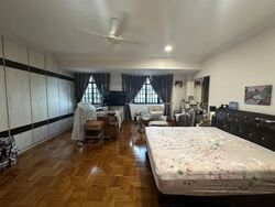 Phillips Avenue (D19), Terrace #568670631